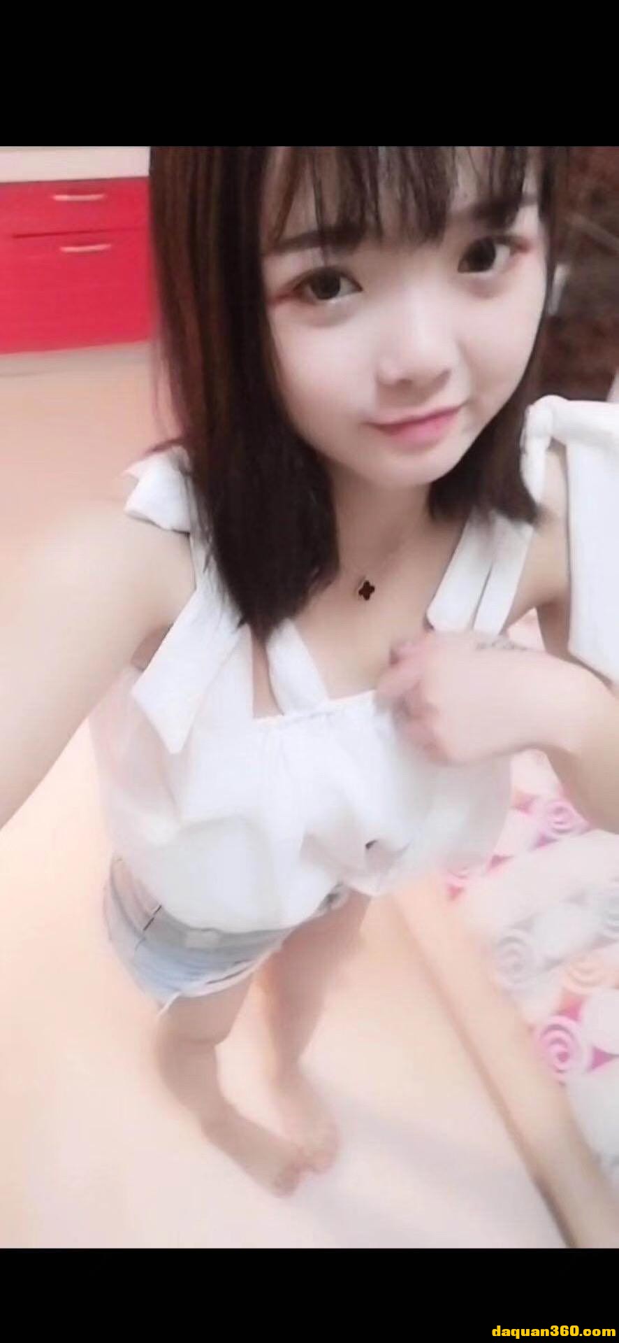 【2019年08月】武汉18岁大眼清纯小萝莉，人比照片好看-4.jpg