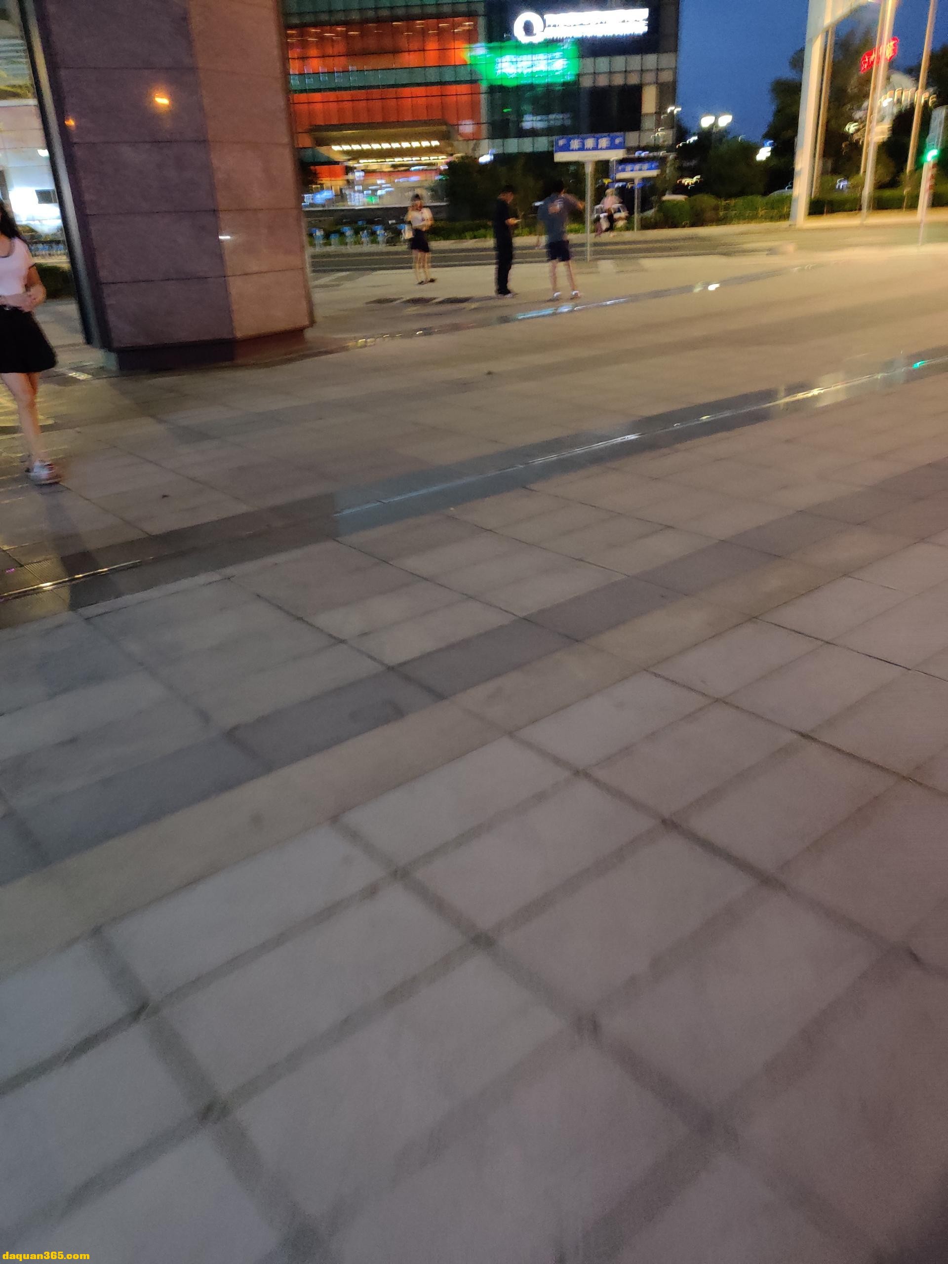 [徐州]【2020年08月】意外发现的站街女太活跃了-3.jpg