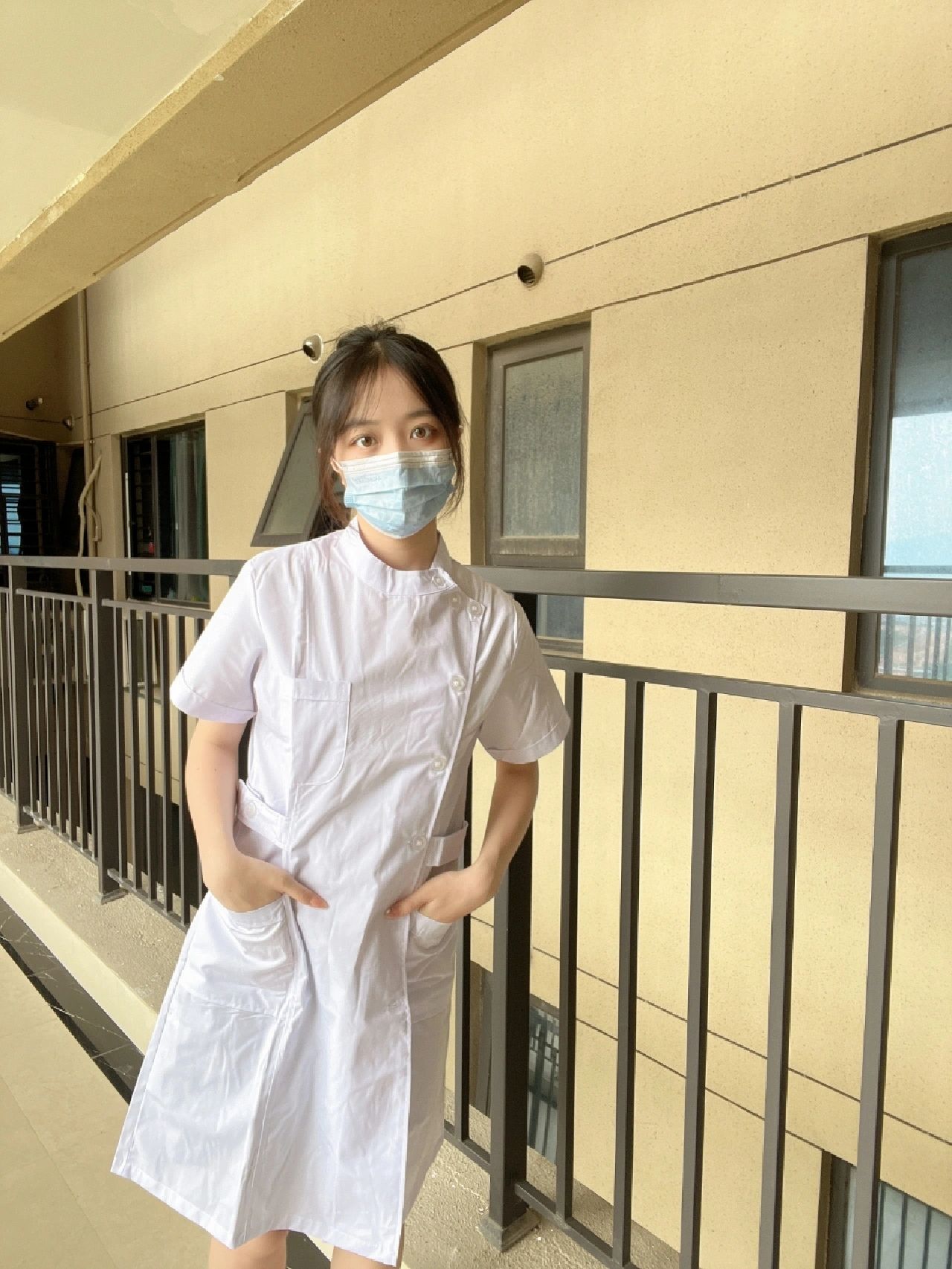 [宁波]【23年7月·审】微胖的护士女孩-1.jpg