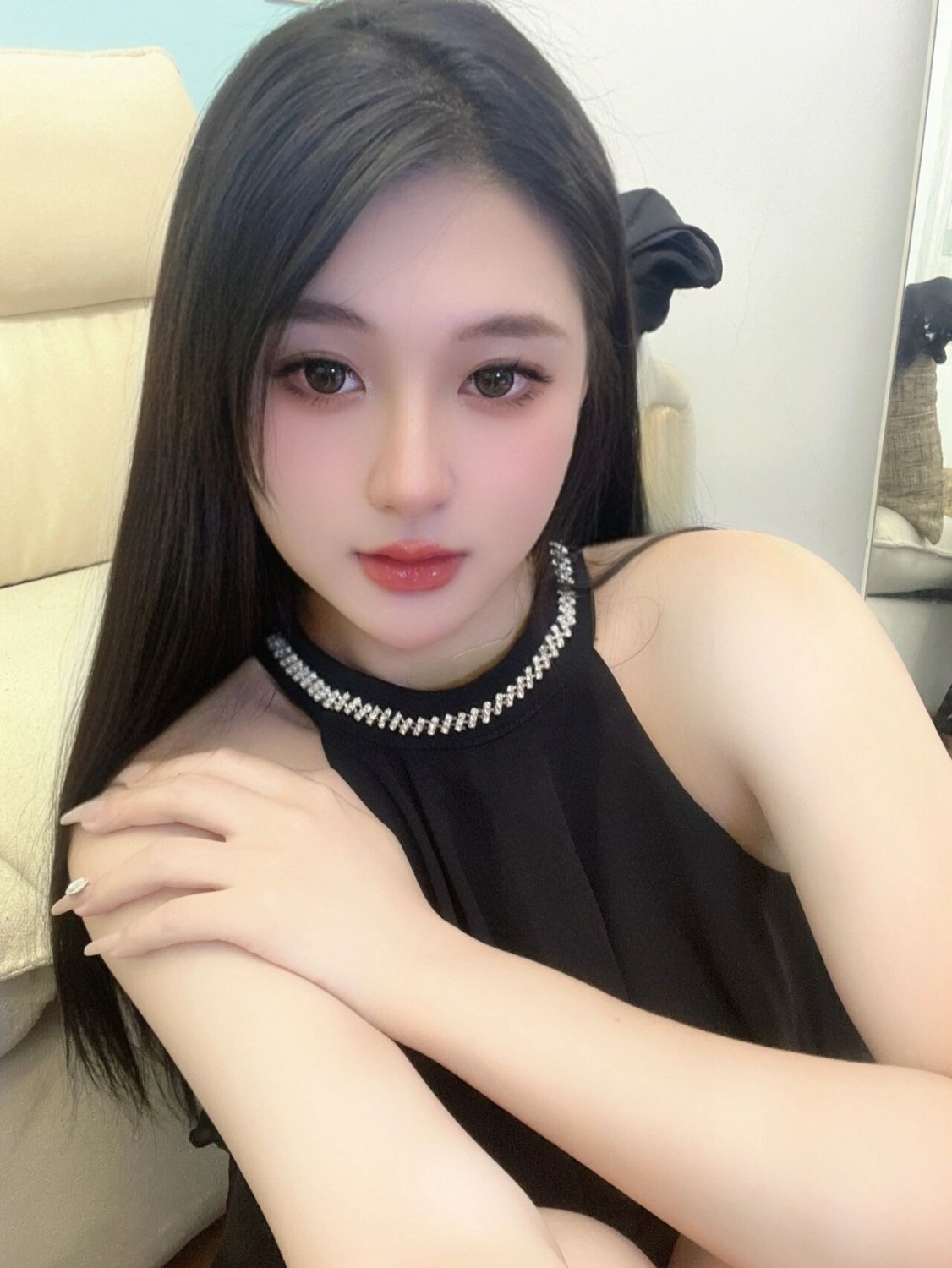 [徐汇]【23年10月·审】黑丝美腿C奶美少妇-2.jpg